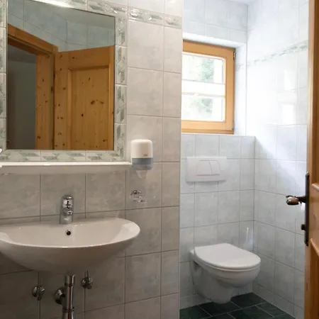 Am Waldrand Apartment *