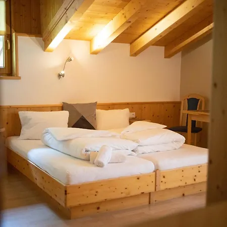 Apartment Am Waldrand Huben (Imst)