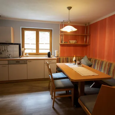 Am Waldrand Apartment