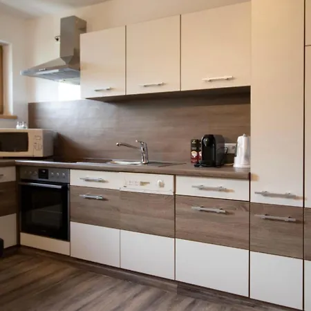 Am Waldrand Huben (Imst)