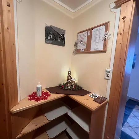 Am Waldrand Apartament *