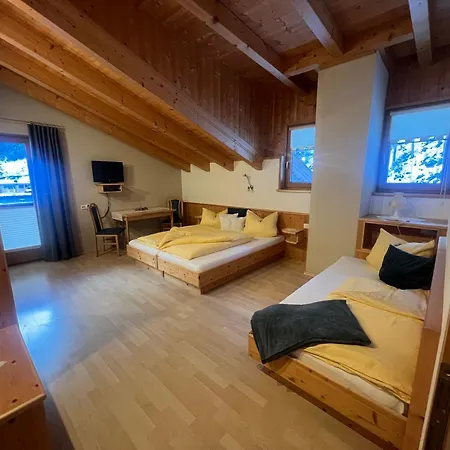 Am Waldrand * Huben (Imst)